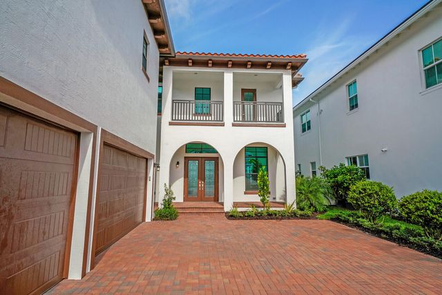 13353 Bernoulli Way, Palm Beach Gardens, FL 33418