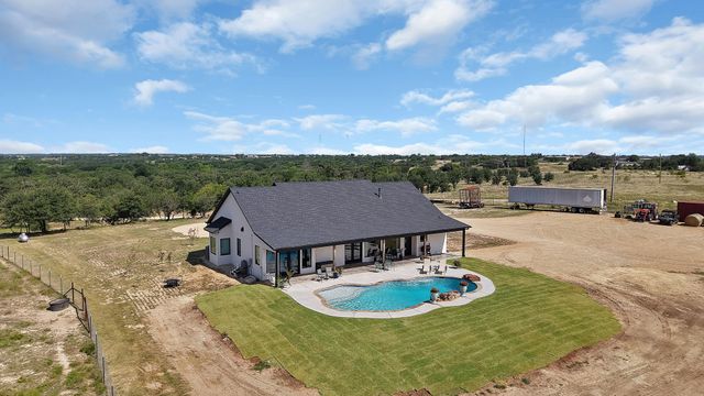 9855 S US Highway 377, Dublin, TX 76446
