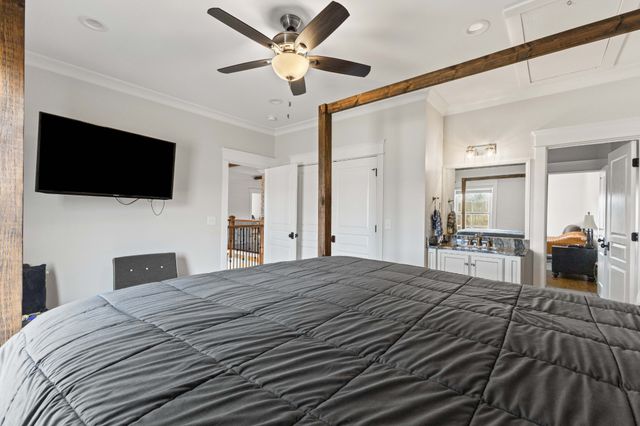 1103 Rogues Fork Rd, Bethpage, TN 37022