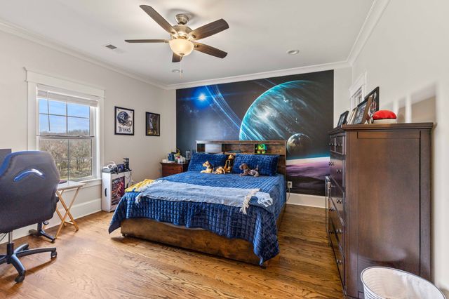 1103 Rogues Fork Rd, Bethpage, TN 37022