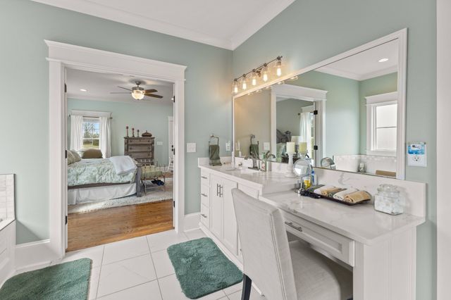 1103 Rogues Fork Rd, Bethpage, TN 37022