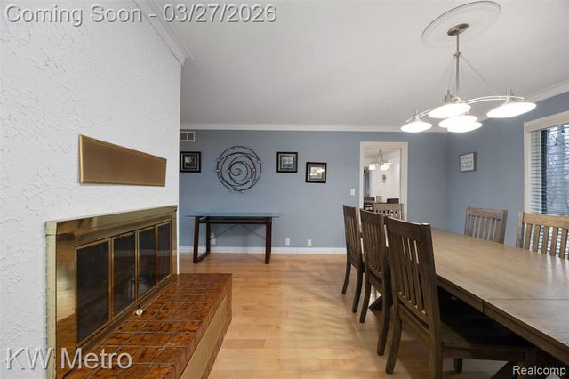 38890 Santa Barbara Street, Clinton Township, MI 48036