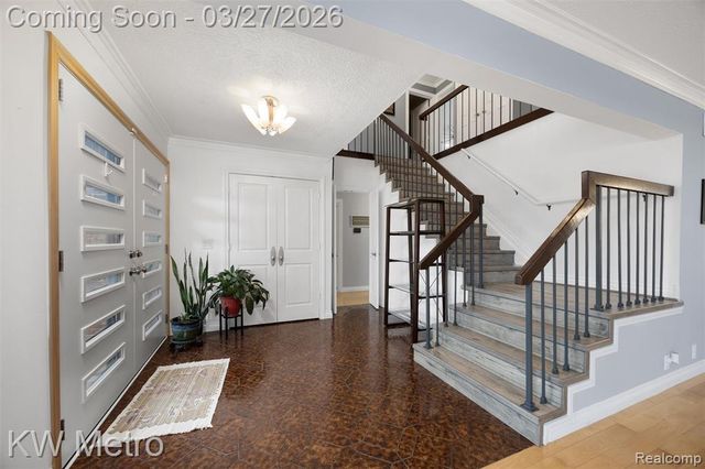 38890 Santa Barbara Street, Clinton Township, MI 48036