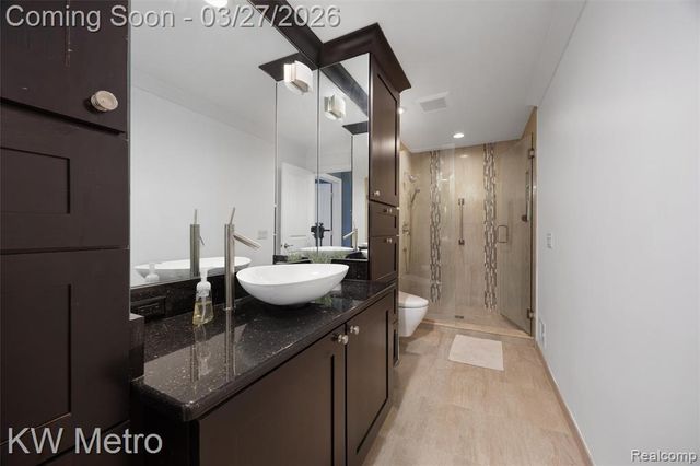 38890 Santa Barbara Street, Clinton Township, MI 48036