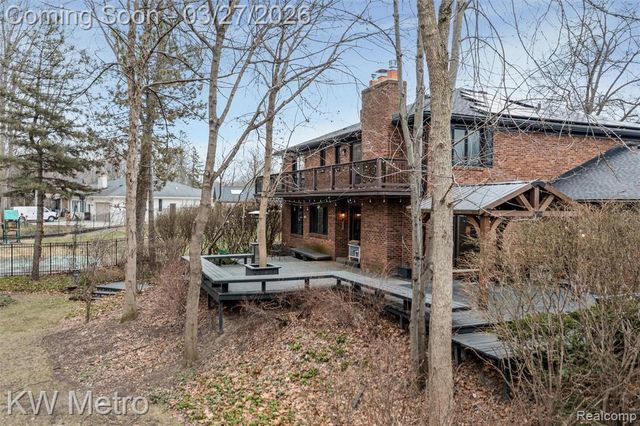 38890 Santa Barbara Street, Clinton Township, MI 48036