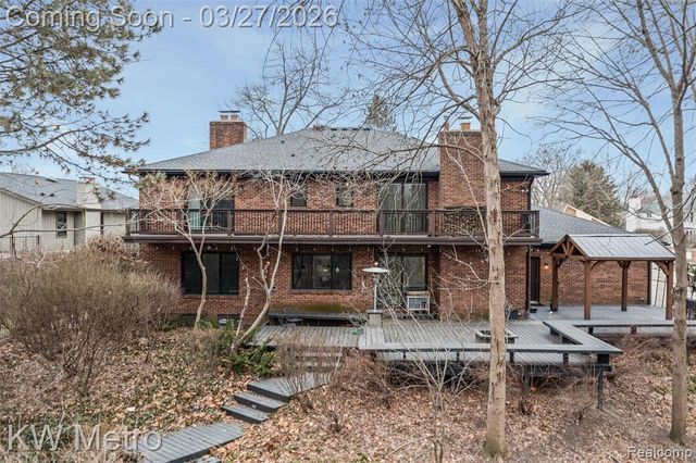 38890 Santa Barbara Street, Clinton Township, MI 48036