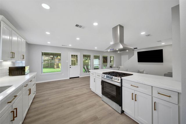 4814 E Columbary Drive, Rosenberg, TX 77471
