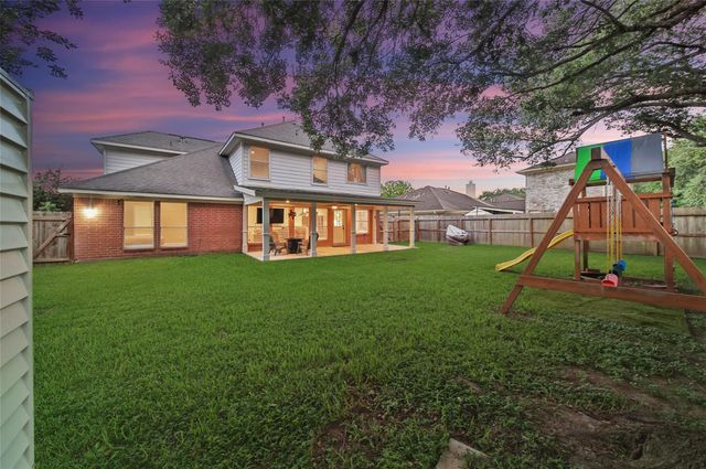 4814 E Columbary Drive, Rosenberg, TX 77471