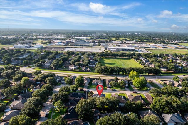 4814 E Columbary Drive, Rosenberg, TX 77471