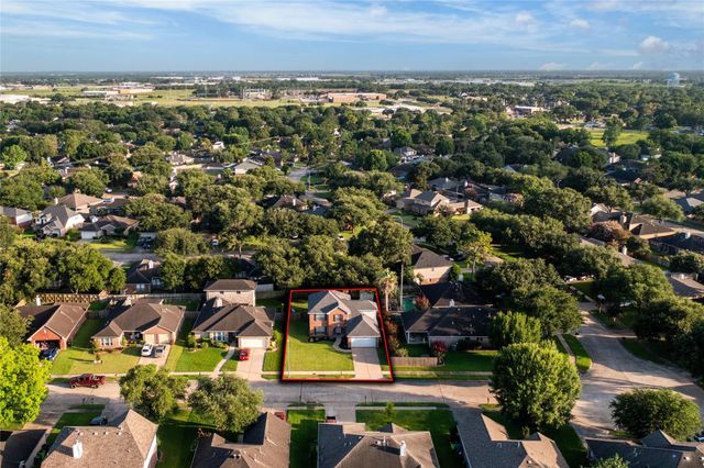 4814 E Columbary Drive, Rosenberg, TX 77471