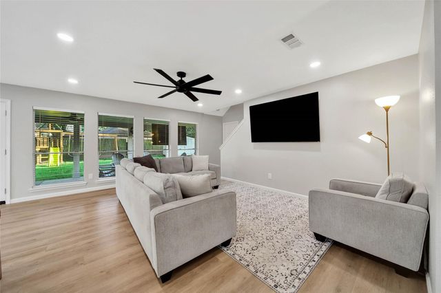 4814 E Columbary Drive, Rosenberg, TX 77471
