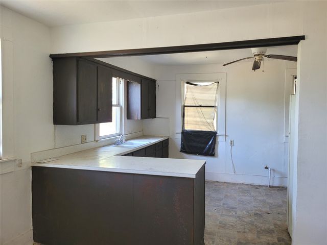 370 NE 5TH, Paris, TX 75460