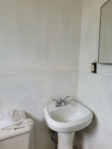 370 NE 5TH, Paris, TX 75460