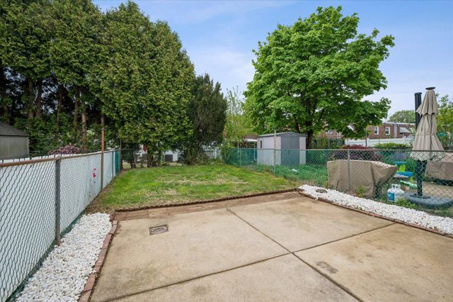 3344 KAYFORD CIR, Philadelphia, PA 19114