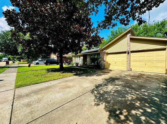 13915 Elkwood Drive, Houston, TX 77038
