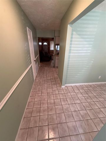 13915 Elkwood Drive, Houston, TX 77038