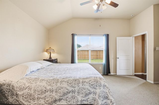 2315 Shady Tree Lane, Conroe, TX 77301