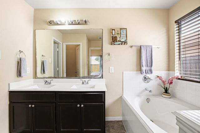 2315 Shady Tree Lane, Conroe, TX 77301