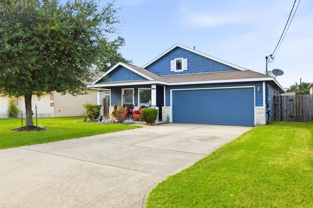 2315 Shady Tree Lane, Conroe, TX 77301