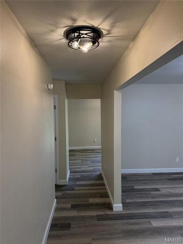 6841 Thurston Avenue, Berkeley, MO 63134