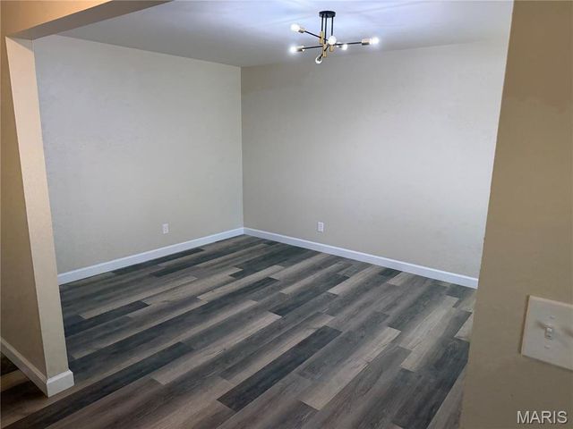 6841 Thurston Avenue, Berkeley, MO 63134