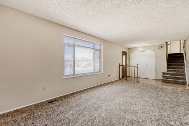 3138 S Mobile Way, Aurora, CO 80013