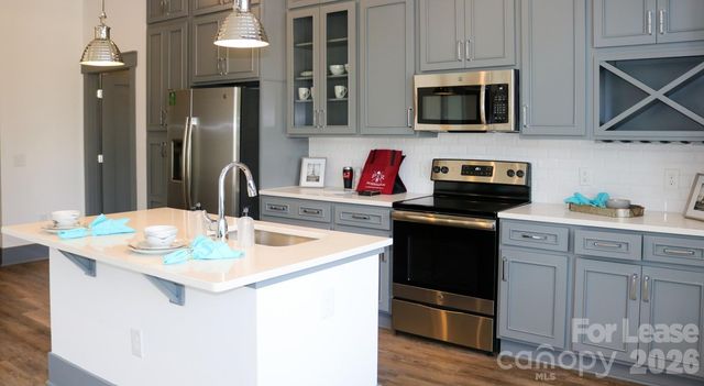 5350 Pinehurst Park Drive Trinity, Charlotte, NC 28211