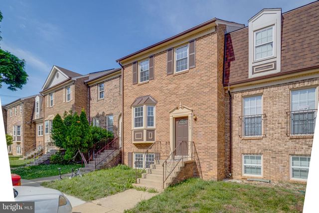 5943 SURRATTS VILLAGE DR, Clinton, MD 20735
