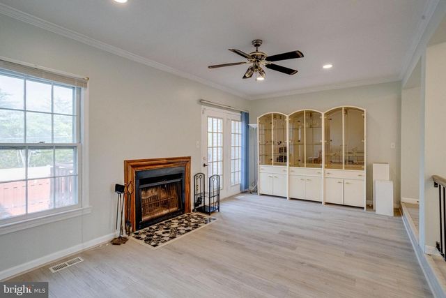5943 SURRATTS VILLAGE DR, Clinton, MD 20735