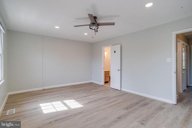 5943 SURRATTS VILLAGE DR, Clinton, MD 20735