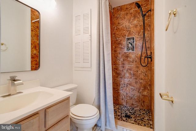 5943 SURRATTS VILLAGE DR, Clinton, MD 20735