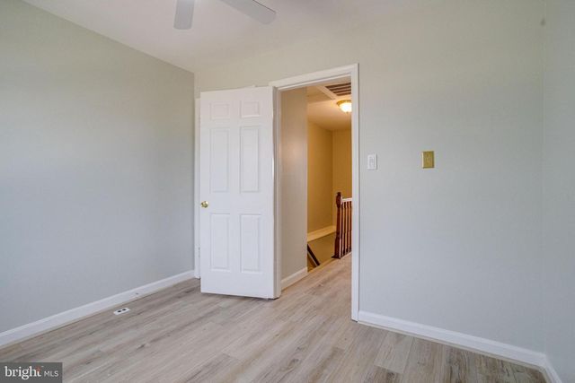 5943 SURRATTS VILLAGE DR, Clinton, MD 20735