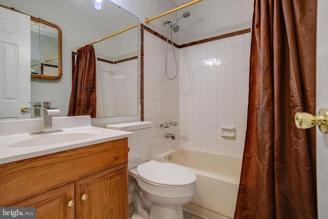 5943 SURRATTS VILLAGE DR, Clinton, MD 20735