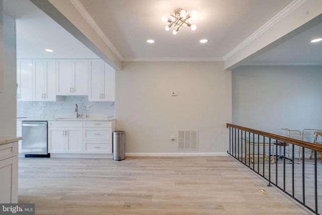 5943 SURRATTS VILLAGE DR, Clinton, MD 20735