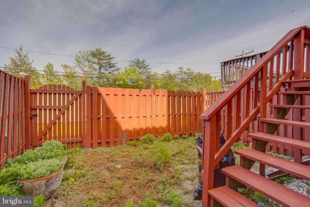 5943 SURRATTS VILLAGE DR, Clinton, MD 20735