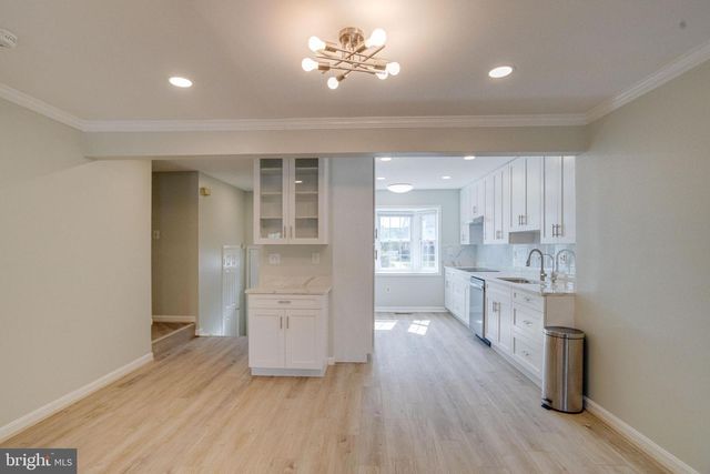 5943 SURRATTS VILLAGE DR, Clinton, MD 20735