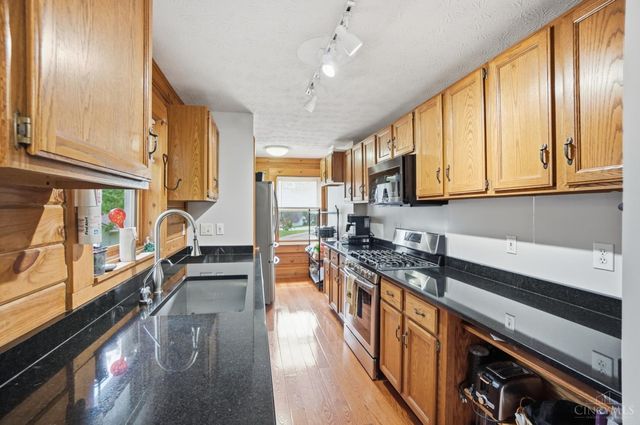 21282 Bellemeade Drive, Lawrenceburg, IN 47025