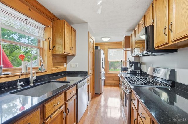 21282 Bellemeade Drive, Lawrenceburg, IN 47025