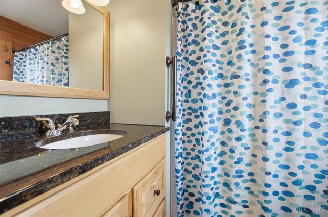 21282 Bellemeade Drive, Lawrenceburg, IN 47025