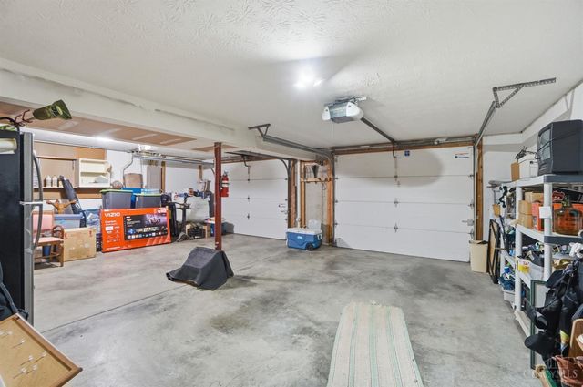21282 Bellemeade Drive, Lawrenceburg, IN 47025