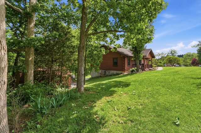 21282 Bellemeade Drive, Lawrenceburg, IN 47025