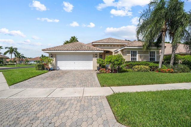 6569 Jog Estates Ln, Boynton Beach, FL 33437