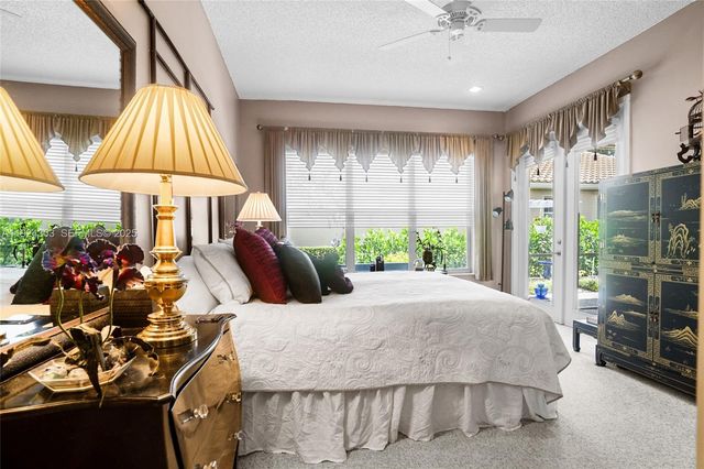 6569 Jog Estates Ln, Boynton Beach, FL 33437