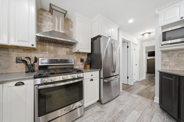 6867 N Overhill Avenue 1D, Chicago, IL 60631