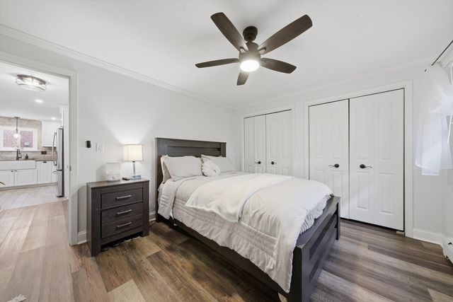 6867 N Overhill Avenue 1D, Chicago, IL 60631