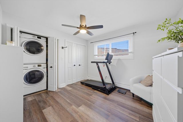 6867 N Overhill Avenue 1D, Chicago, IL 60631