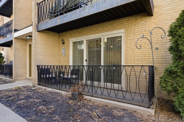 6867 N Overhill Avenue 1D, Chicago, IL 60631