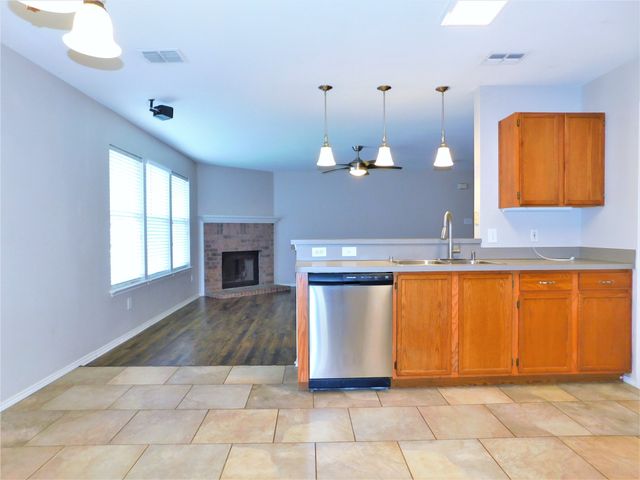 2209 Lookout Lane, Denton, TX 76207