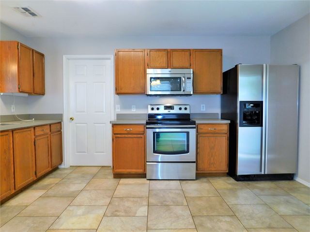 2209 Lookout Lane, Denton, TX 76207