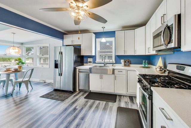 616 Inlet Shore DRIVE, Delavan, WI 53115